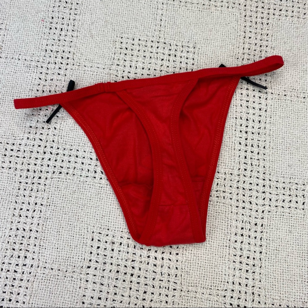 Red Playboy thong - Picture 2 of 9